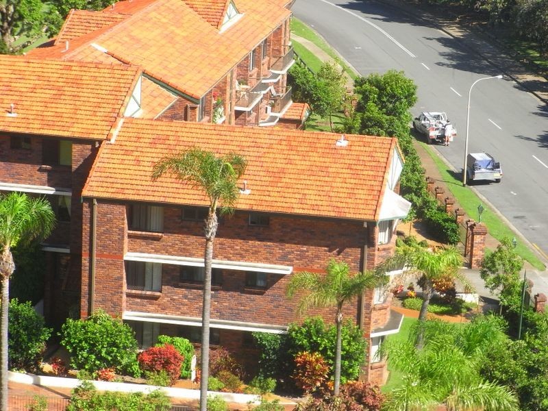 17/22 Commodore Drive, Paradise Waters QLD 4217