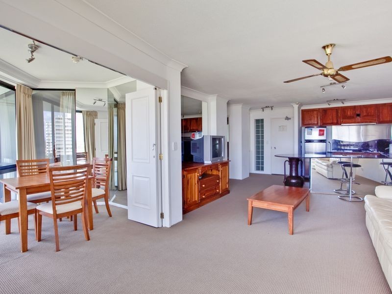 805/70 Remembrance Drive, Surfers Paradise QLD 4217