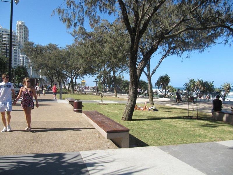 2502/4-14 The Esplanade, Surfers Paradise QLD 4217