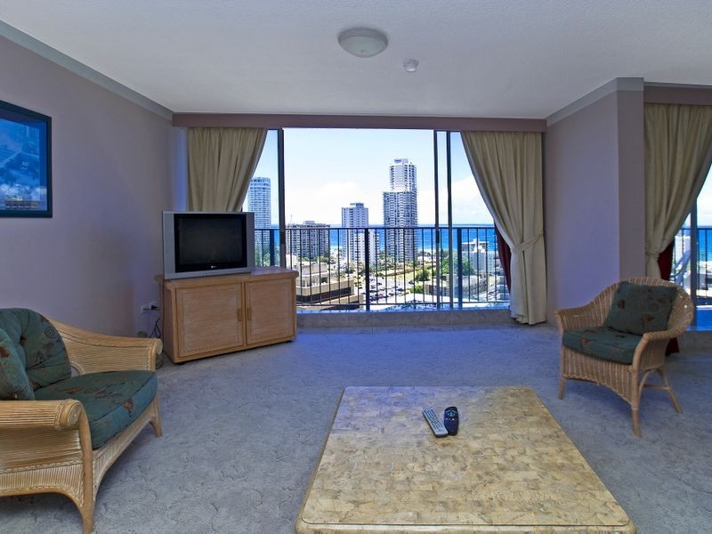 2 Riverview Pde, Surfers Paradise QLD 4217