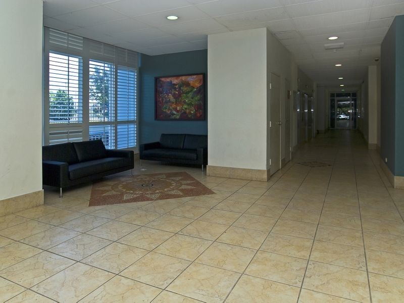 2 Riverview Pde, Surfers Paradise QLD 4217