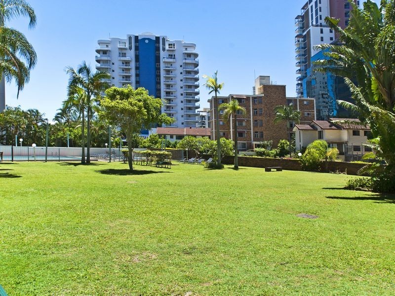 2 Riverview Pde, Surfers Paradise QLD 4217