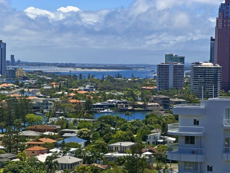 2 Riverview Pde, Surfers Paradise QLD 4217