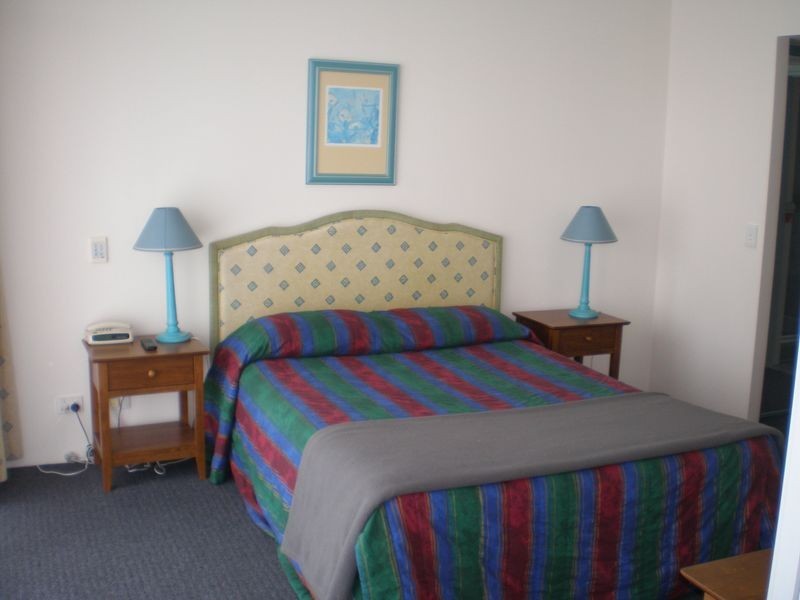 1013/5-19 Palm Avenue, Surfers Paradise QLD 4217