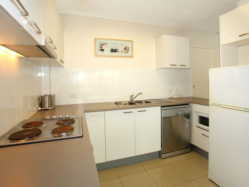 26 Aubrey Street, Surfers Paradise QLD 4217