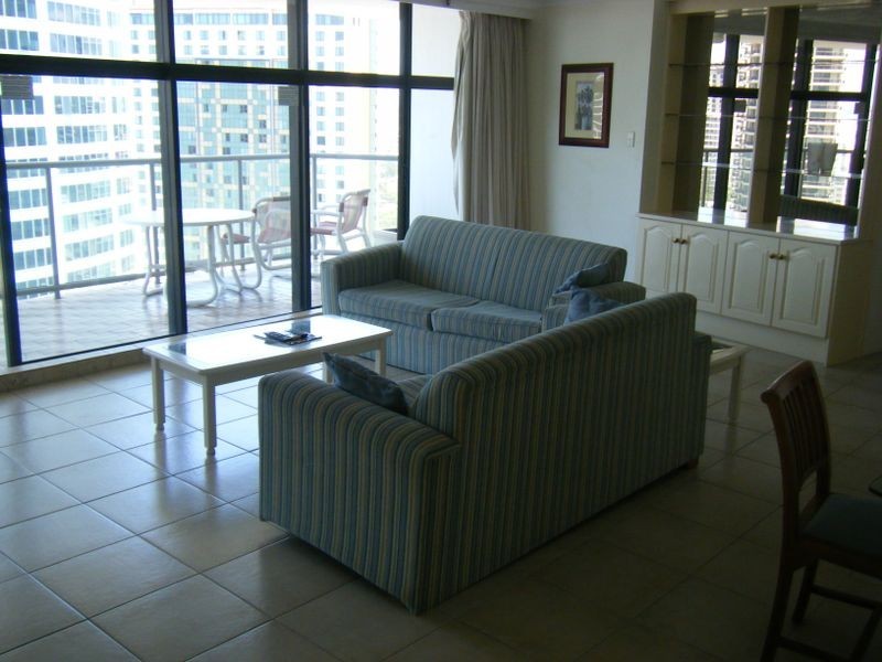 17E/5 Clifford Street, Surfers Paradise QLD 4217