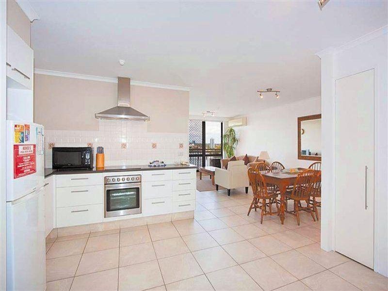 35/2940 Gold Coast Highway, Surfers Paradise QLD 4217