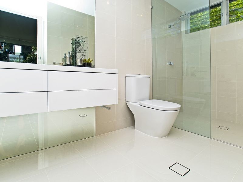 19 Binda Place, Sorrento QLD 4217