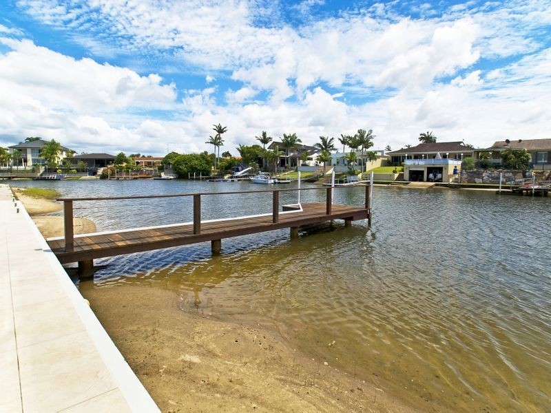 19 Binda Place, Sorrento QLD 4217
