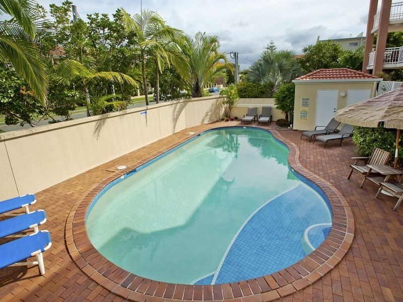 78 Stanhill Drive, Chevron Island QLD 4217