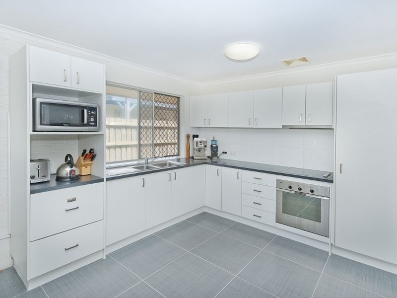 24 Rio Vista Boulevard, Broadbeach Waters QLD 4218