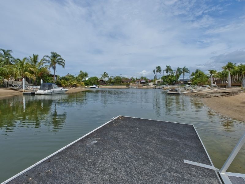 24 Rio Vista Boulevard, Broadbeach Waters QLD 4218