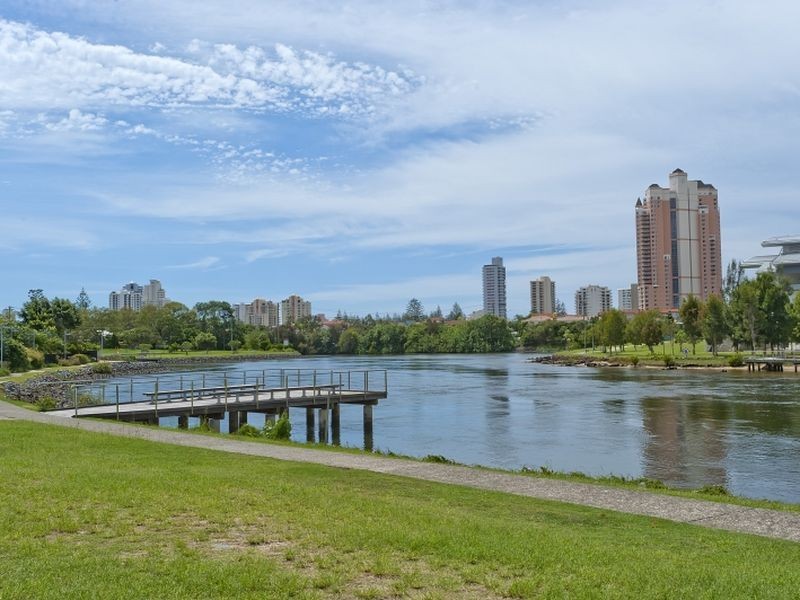 24 Rio Vista Boulevard, Broadbeach Waters QLD 4218