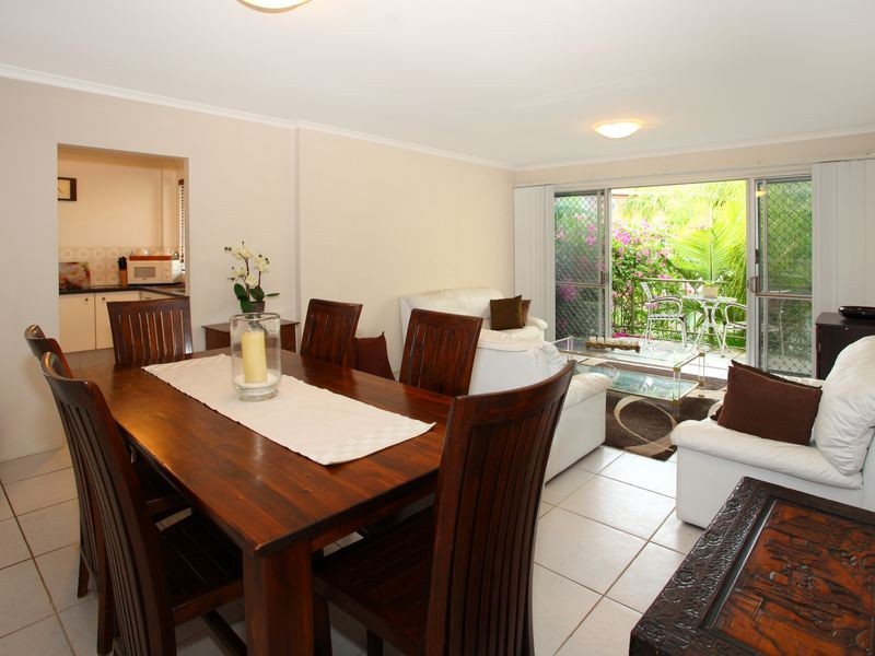 25 Genoa Street, Surfers Paradise QLD 4217