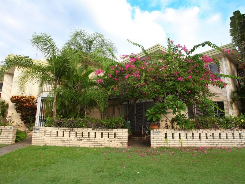 25 Genoa Street, Surfers Paradise QLD 4217