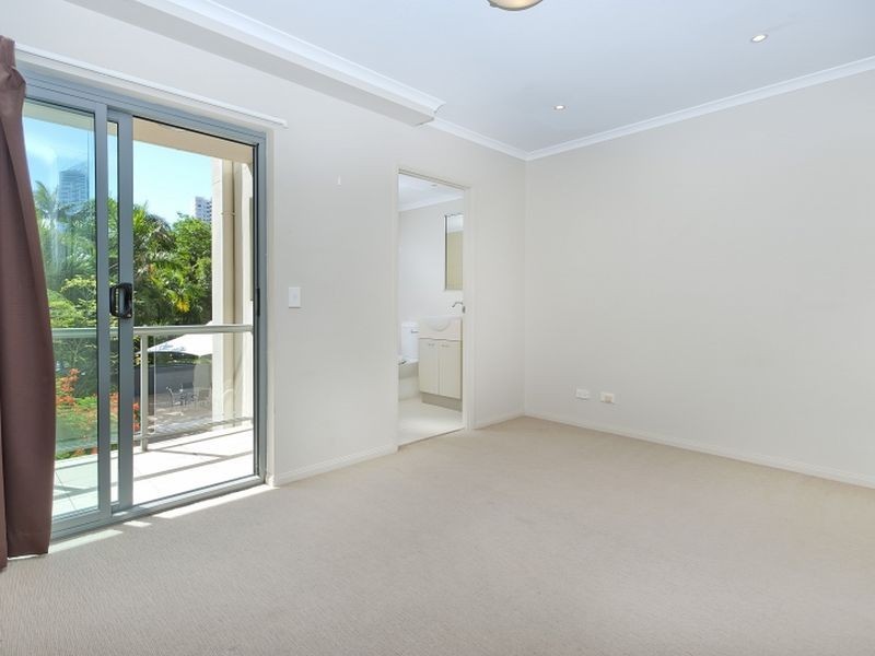 3/15 Wharf Road, Surfers Paradise QLD 4217