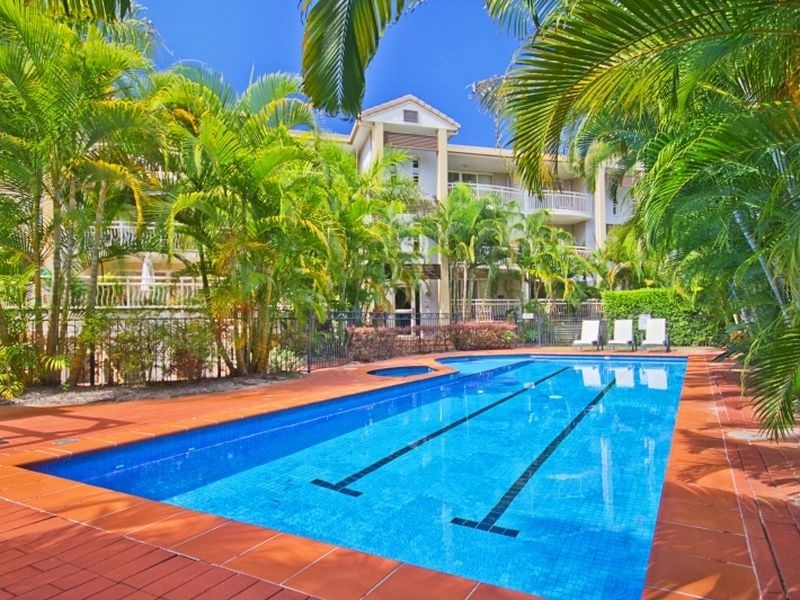 142 Stanhill Drive, Chevron Island QLD 4217