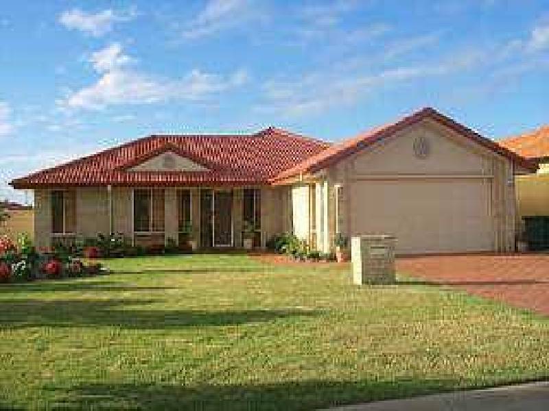 5 The Parade, Monterey Keys QLD 4212