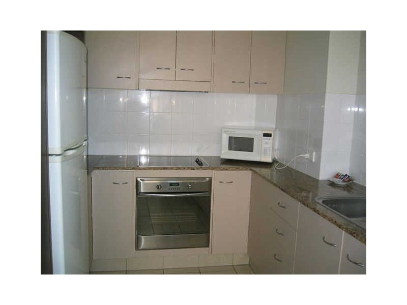 7/114 The Esplanade, Surfers Paradise QLD 4217