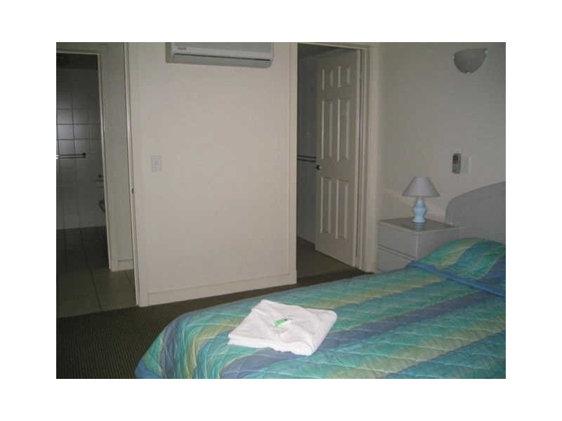 7/114 The Esplanade, Surfers Paradise QLD 4217