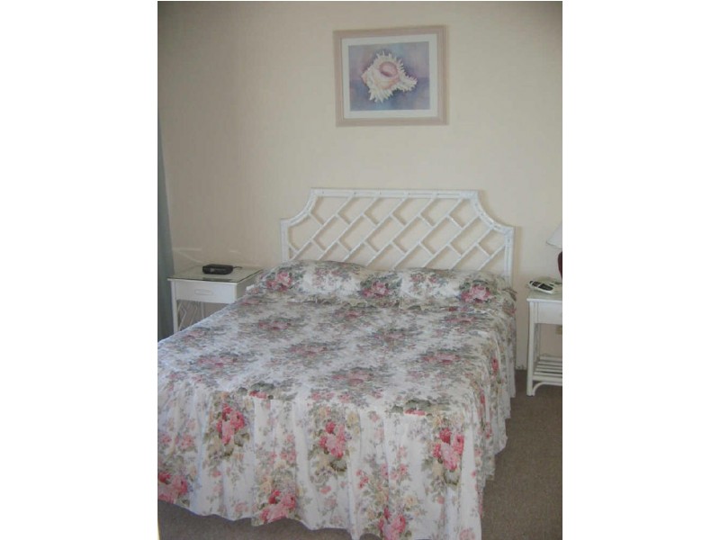 18/2916 Gold Coast Highway, Surfers Paradise QLD 4217