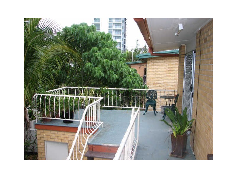 6/26 Cronin Avenue, Main Beach QLD 4217