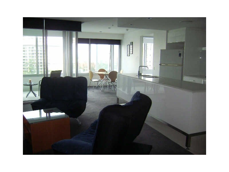 706/7-21 Hamilton Avenue, Surfers Paradise QLD 4217