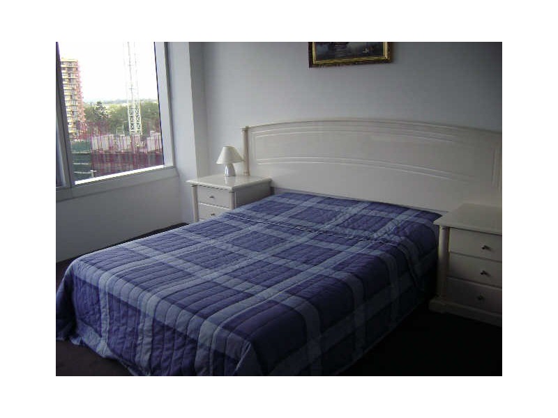 706/7-21 Hamilton Avenue, Surfers Paradise QLD 4217