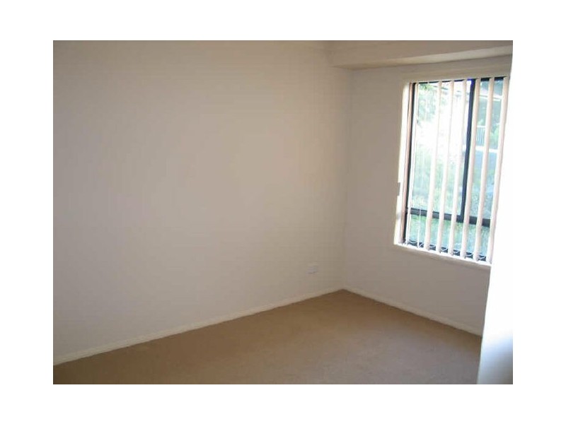 4/116 Pohlman Street, Southport QLD 4215