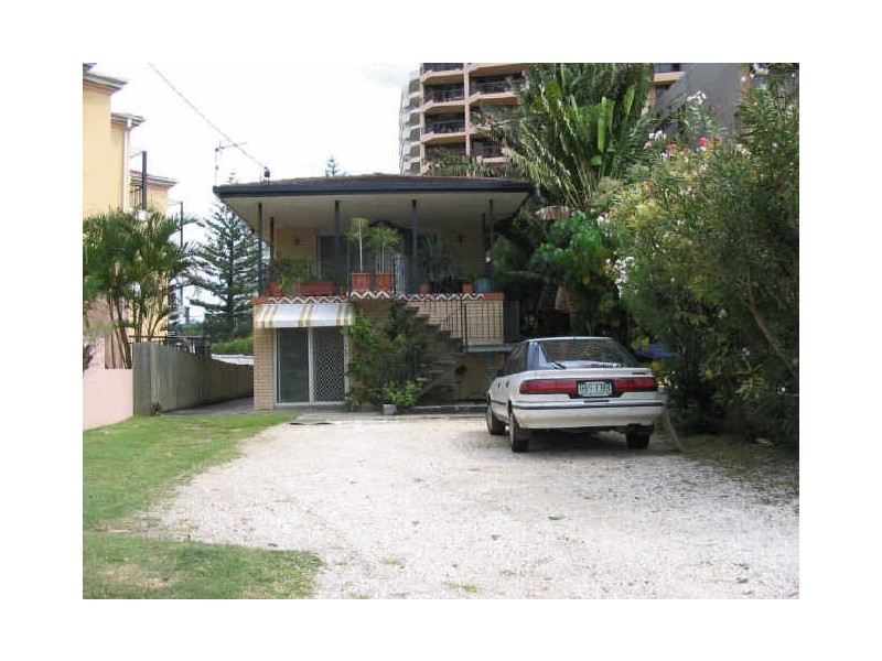 1/12 Markwell Avenue, Surfers Paradise QLD 4217