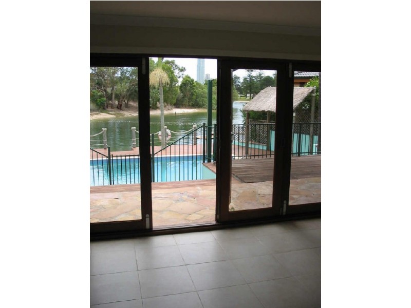 12 Beverley Crescent, Broadbeach Waters QLD 4218