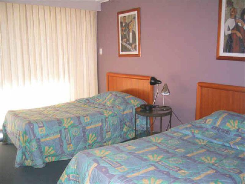 2404/28 Northcliffe Terrace, Surfers Paradise QLD 4217