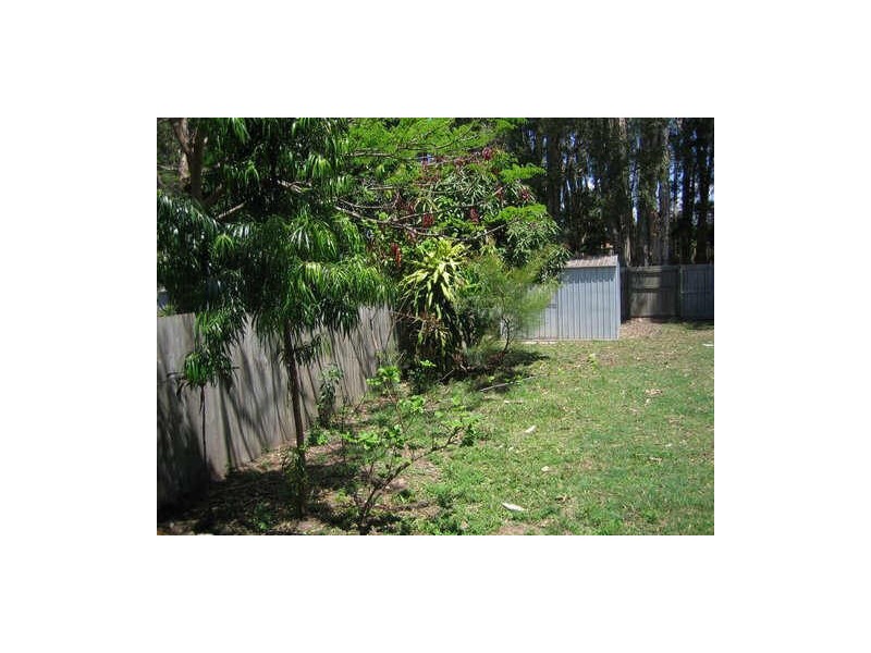67 Nalkari Street, Coombabah QLD 4216