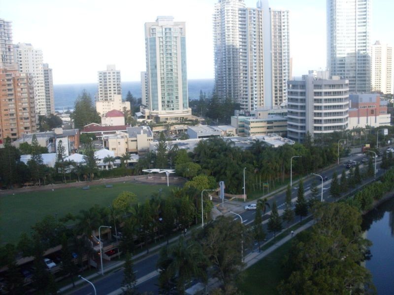 1408/70 Remembrance Drive, Surfers Paradise QLD 4217