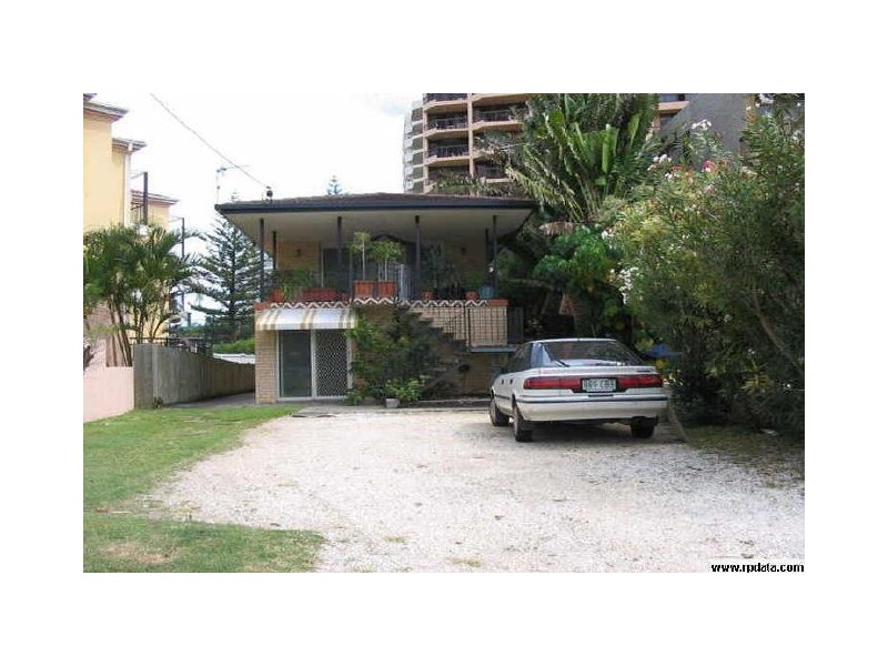 3/12 Markwell, Surfers Paradise QLD 4217