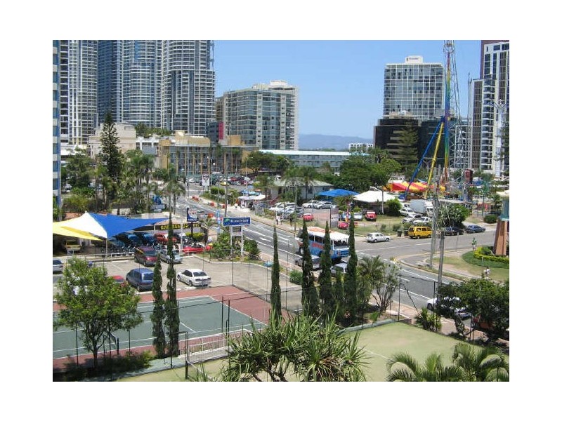 5F/3277 Gold Coast Highway, Surfers Paradise QLD 4217