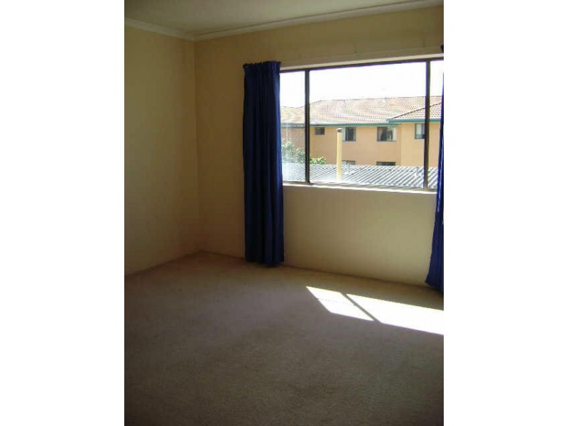 9/13 Stanhill Drive, Surfers Paradise QLD 4217