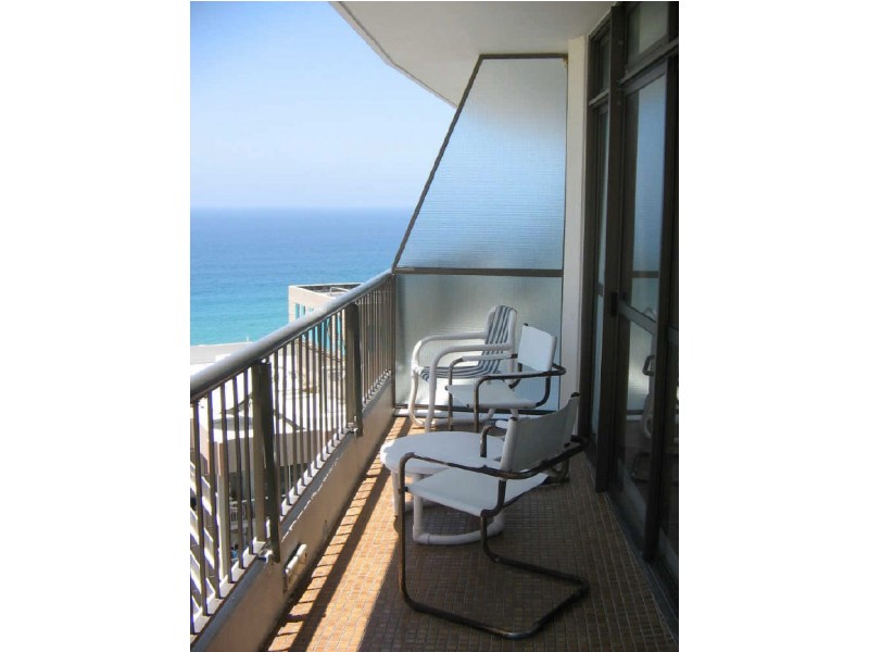 2004/2 Trickett Street, Surfers Paradise QLD 4217