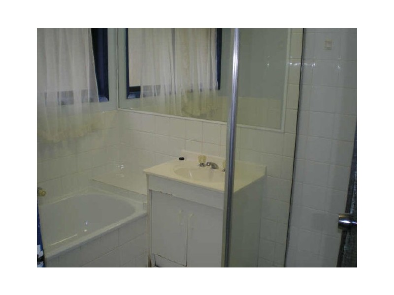 1/18 Columbia Court, Oxenford QLD 4210