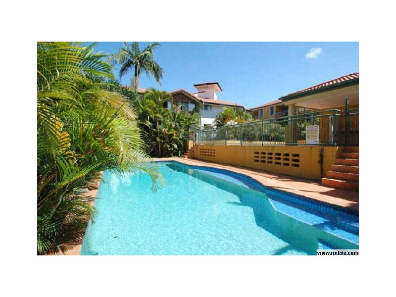 3/7 Johnston Street, Southport QLD 4215