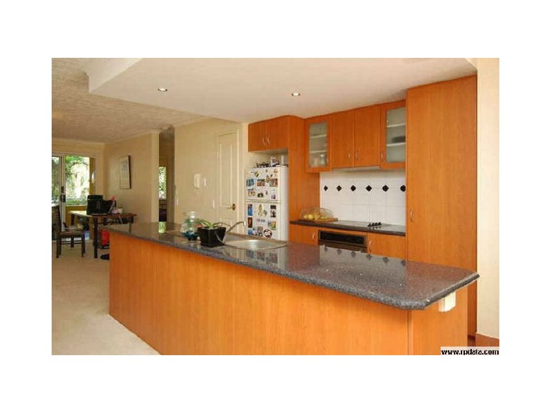 3/7 Johnston Street, Southport QLD 4215