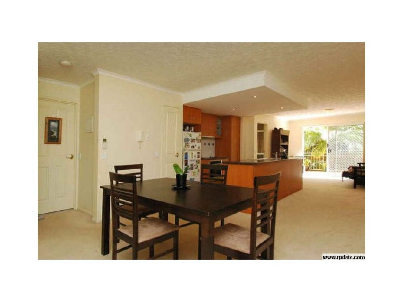 3/7 Johnston Street, Southport QLD 4215