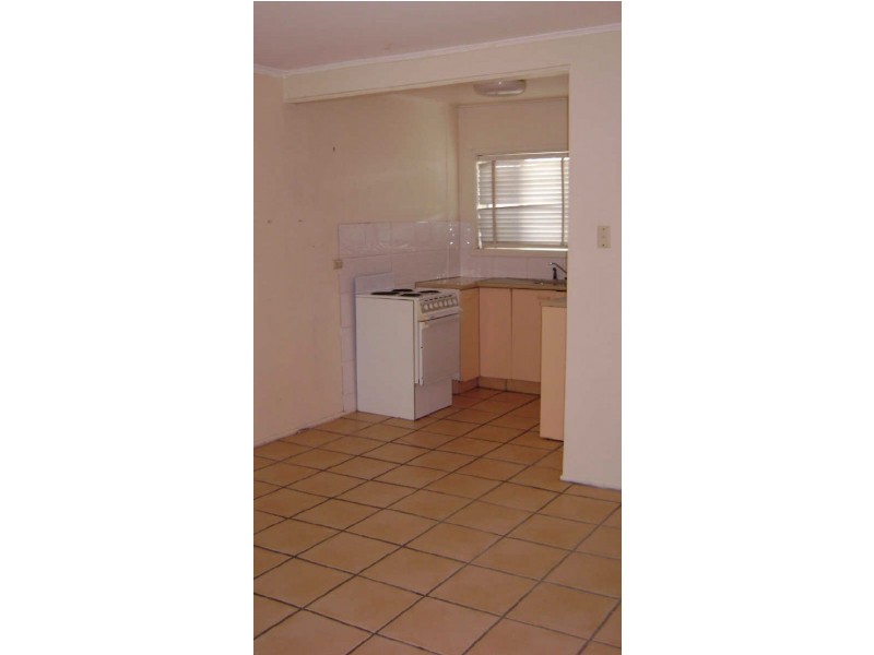 2/5 Stanhill Drive, Chevron Island QLD 4217