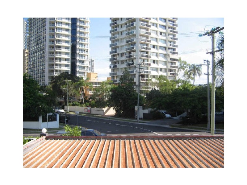 3/37 Cypress Ave, Surfers Paradise QLD 4217