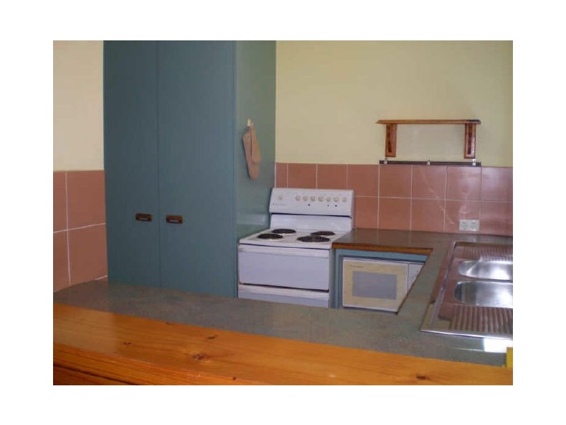 4/7 Lather Street, Southport QLD 4215