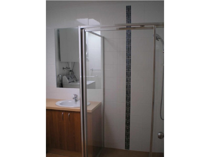 5/33 Darrambal Street, Chevron Island QLD 4217