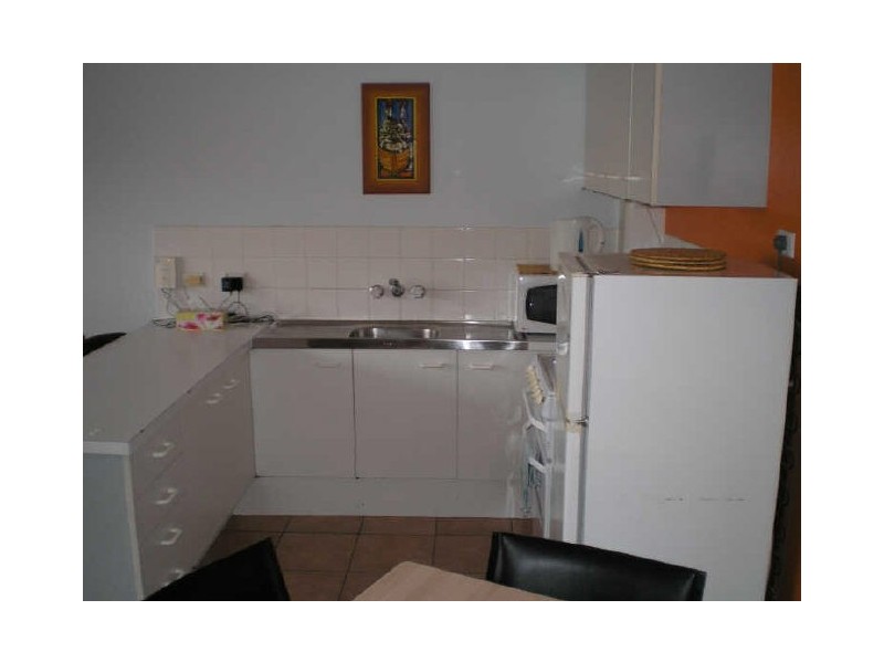 5/22 Leonard Avenue, Surfers Paradise QLD 4217