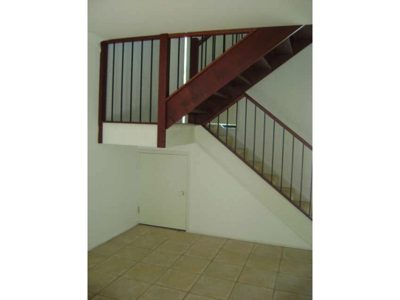 6/3 Elliott Street, Bundall QLD 4217