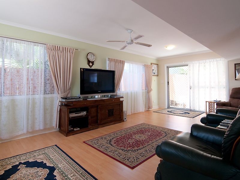 146 Heeb Street, Benowa QLD 4217