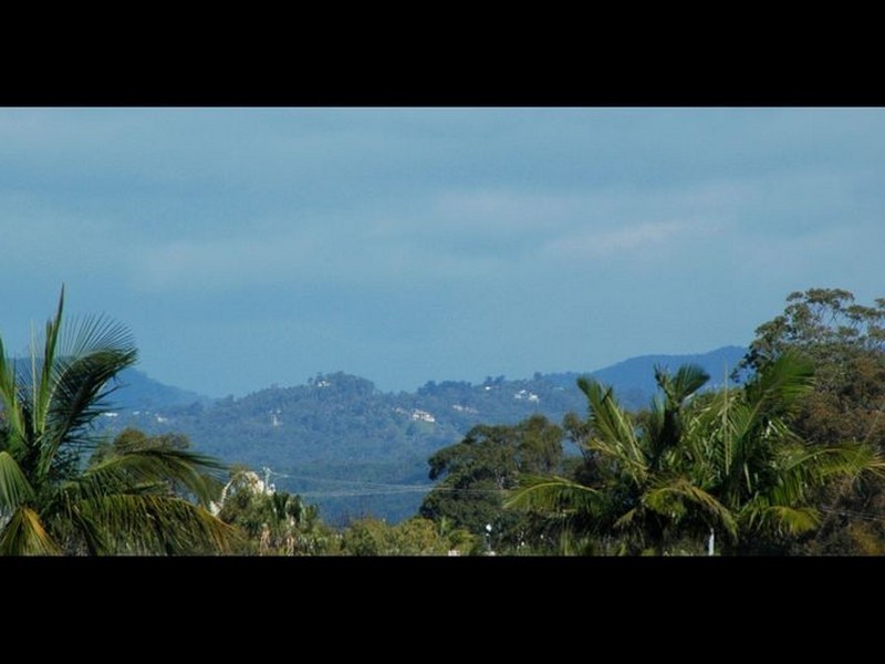 12 Aldrin Avenue, Benowa QLD 4217